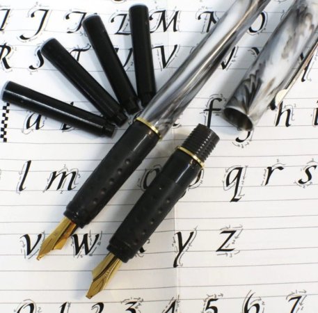 MontMarte Kaligrafické pero s doplňky č.0001 - 8 ks - blistr