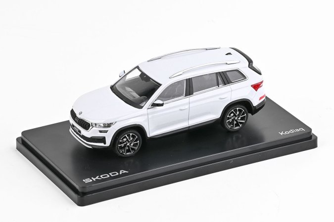 Abrex Škoda Kodiaq FL (2021) - Bílá Boon Metalíza