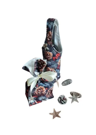 LKV Lomnice Dárková sada - Taška na lahev a malý textilní pytlík - Vánoce - tmavě modrá s motivem šišek